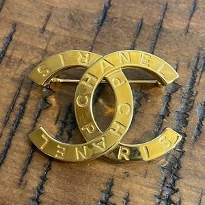 Chanel Brooch/Pin